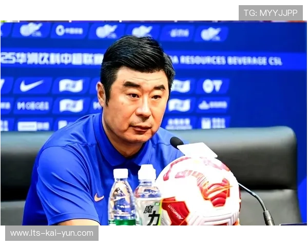 韩鹏代理泰山帅位回顾：本土教练的成长与挑战